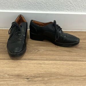 H&M Oxford Black Lace Up Textured Shoes Size 39